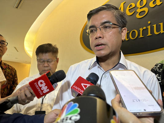 Menteri Ketenagakerjaan (Menaker), Yassierli, akan mengeluarkan Surat Edaran (SE) ditujukan kepada seluruh perusahaan agar menghapus syarat batas usia dalam lowongan pekerjaan.